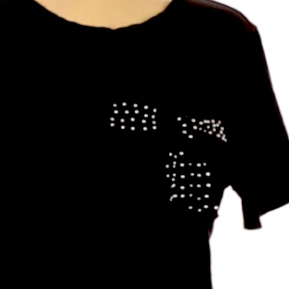 ๐Zara M Size Short Sleeve Top Embroidered Pearls - Picture 2 of 9